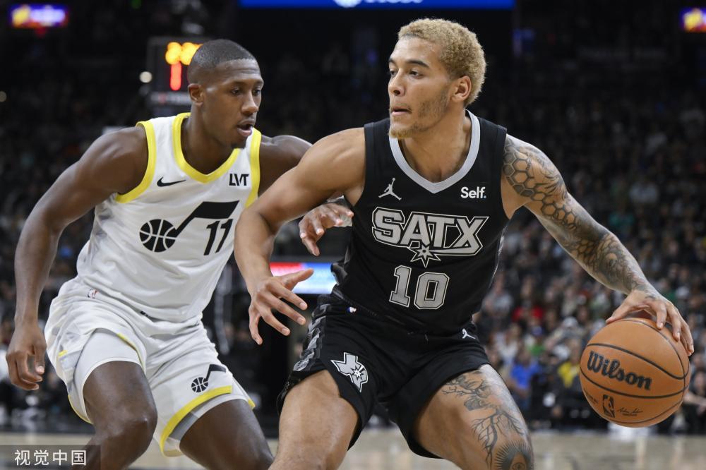 港形成了中 港形成了中