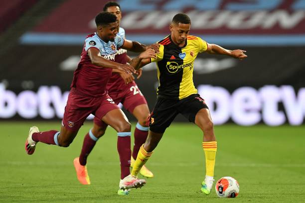 吕迪格解围 吕迪格解围